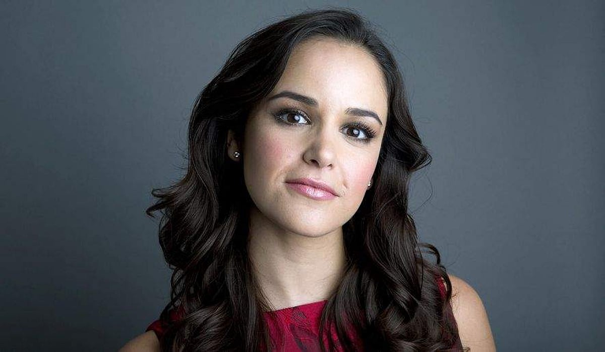 does melissa fumero smoke cigarettes She's so gorgeous : r/MelissaFumero Melissa Fumero (@melissafumero) Instagram