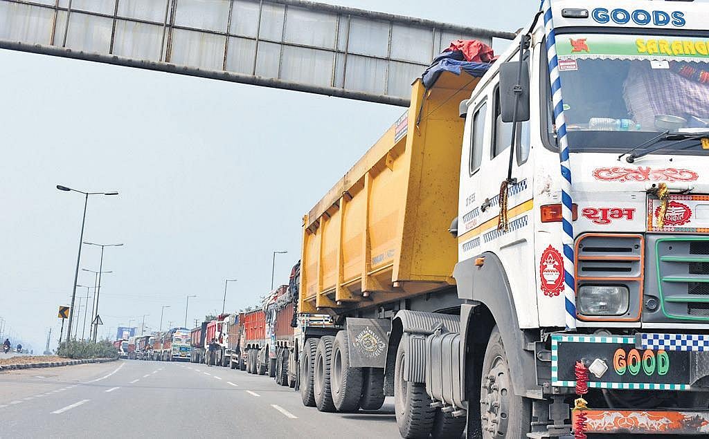 Construction Project Report Example Lens on construction quality of Sambalpur-Cuttack NH-55 after road cave-in