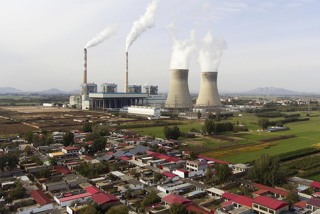 Global emissions of fossil carbon dioxide hit record high in 2023 ...