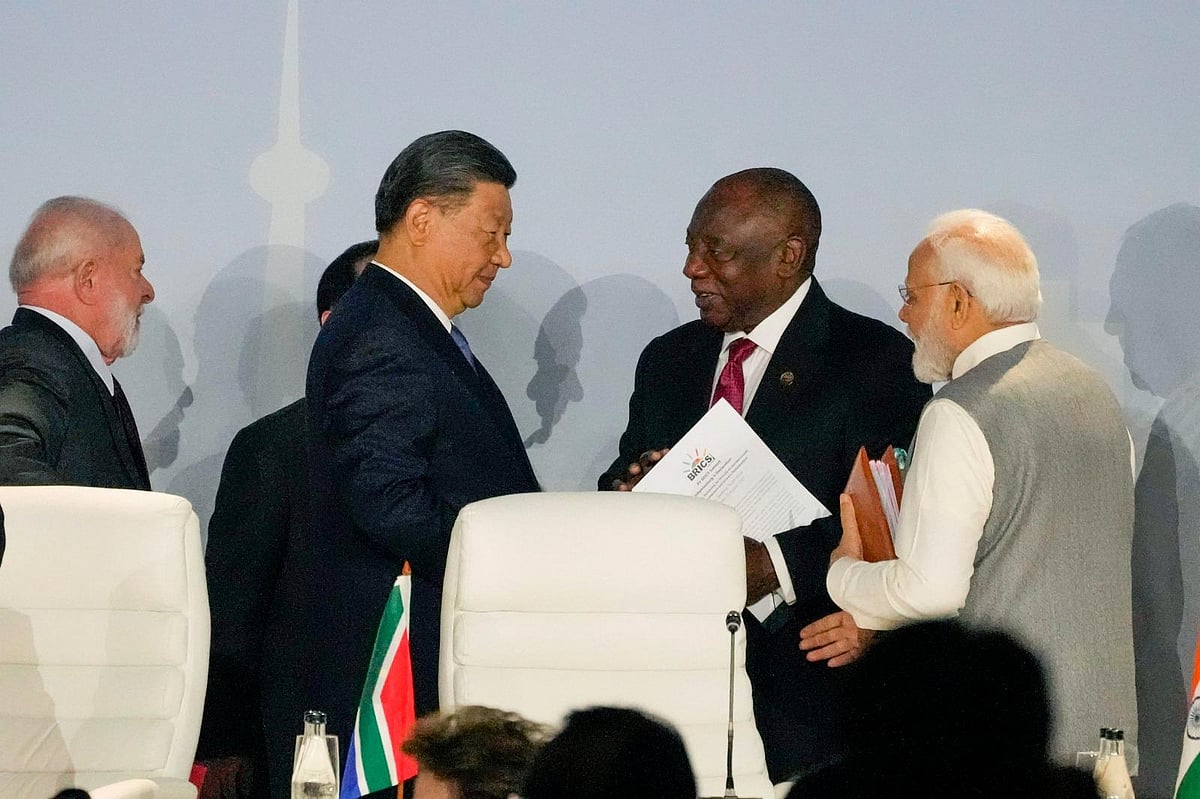 PM Modi meets Xi Jinping on sidelines of BRICS