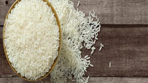  Centre targets to distribute fortified rice to all ration card holders in 2 years