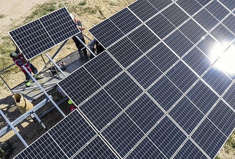 Govt to set up 50 solar parks with total 40,000 MW production capacity