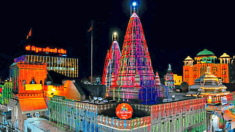 Ashadi Wari