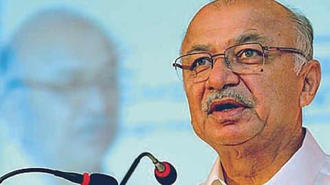 Sushilkumar shinde