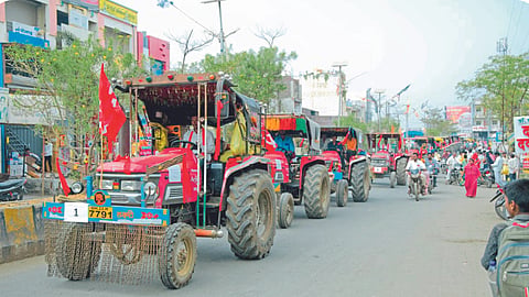 Tractor Morcha
