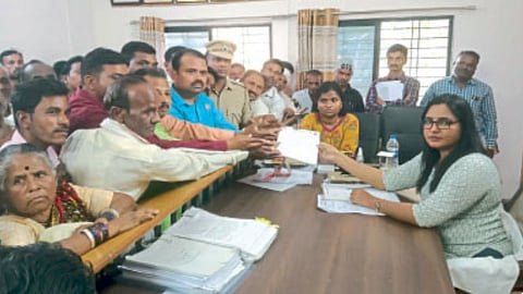 Crop Insurance Amravati News