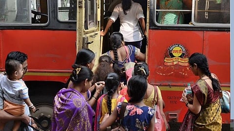 ST Bus