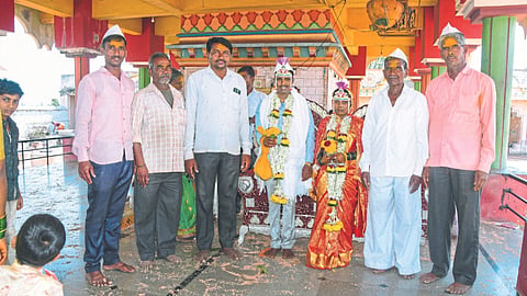Kolhapur Farmer Marriage News 