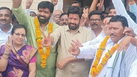 APMC Election Result : बच्चू कडूंचे चांदूर बाजार बाजार समितीवर वर्चस्‍व, सभापतीपदी राजेंद्र याऊल