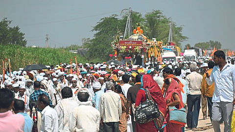 Ashadi Wari