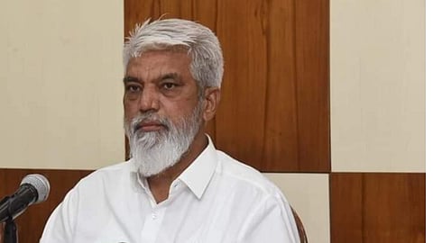 Dada bhuse