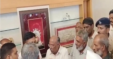 Swabhimani protest