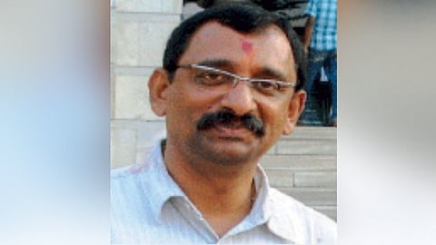M D Sawant