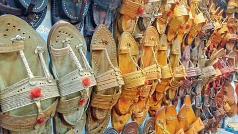 Kolhapuri Chappal