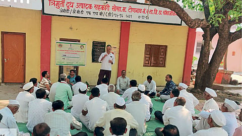 Scientist of Agricultural Science Center Dr. Deepak Kachhave