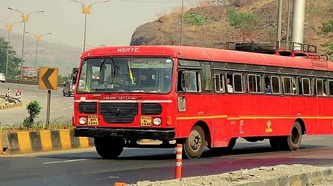 ST Bus