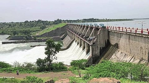  Girna dam 