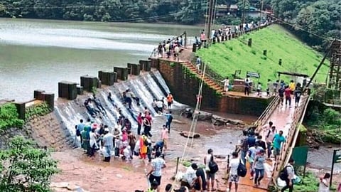Heavy Rain Matheran