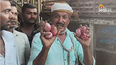 Farmer Takes Extreme Step Amid Onion Market Distress