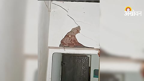 House Cracks