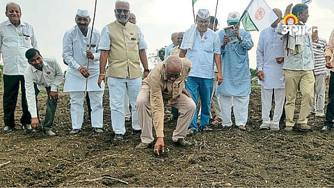 Farmers protest for HTBT cotton seeds