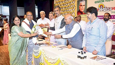 Vasantrao Naik Contribution