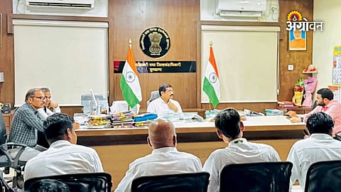 Crop insurance issue in Maharashtra