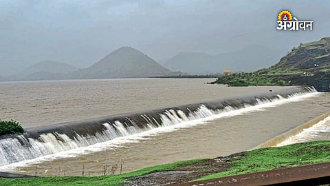 monsoon rainfall increases water storage