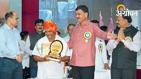 Bhanudas Wanare Felicitated for Indigenous Cattle Conservation