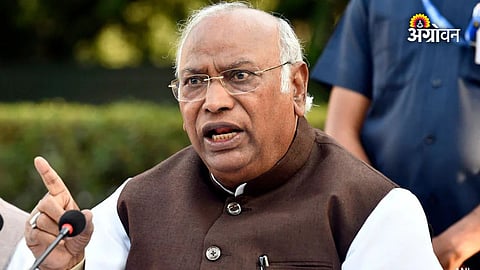Congress criticism of central government