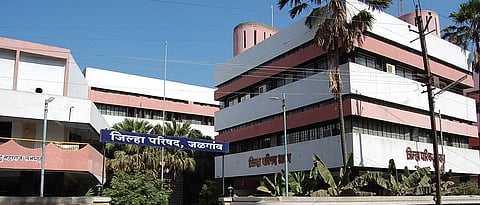 शेतरस्ते, शाळांच्या कुंपणासाठी निधीची मागणी