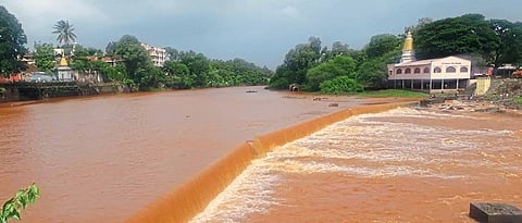  कोकण, मध्य महाराष्ट्रात नद्या खळाळल्या 