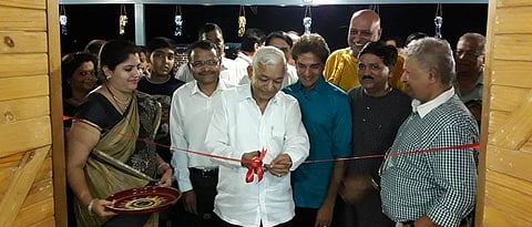 पथ्यम आयुर्वेदिक रेस्टॉरंटचे उद्‍घाटन ॲड. एस. के. जैन यांच्या हस्ते झाले