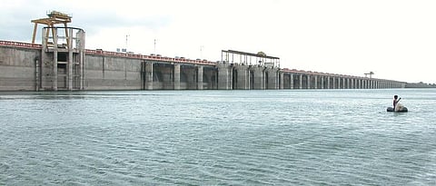 उजनी धरण अद्यापही उणे पातळीतच 
