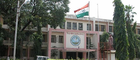 सोलापूर जिल्हा परिषद सदस्यांना दुष्काळापेक्षा टक्केवारीतच रस