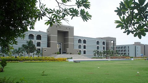Gujarat High Court 