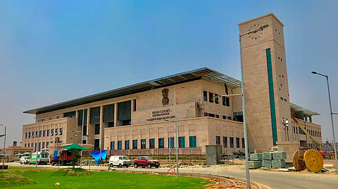 Andhra Pradesh HC issues contempt notice to 49 for attributing motives, corruption allegations against Supreme Court and High Court Judges