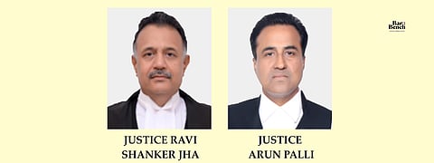Chief Justice Ravi Shanker Jha (L) and Justice Arun Palli (R)