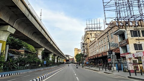 Bengaluru metro and road 