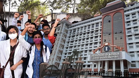 medical students and kerala HC
