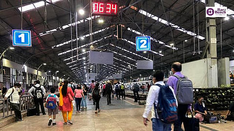 [Accident compensation] ID proof not mandatory for season ticket holder in Mumbai local to prove he is bonafide passenger: Bombay High Court