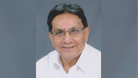 Krishnakant Vakharia, senior advocate