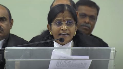 L Victoria Gowri 