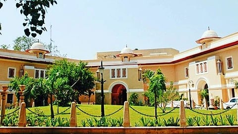  Bikaner House, New Delhi