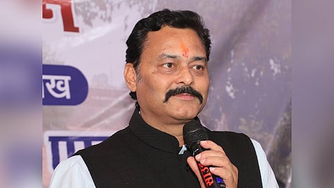  Sanjay Pathak