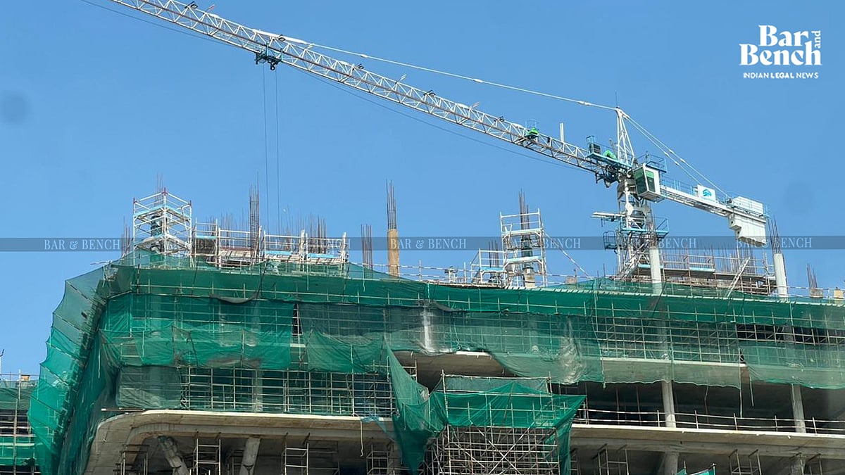 Supreme Court freezes builder's and directors' bank accounts over non-compliance with HRERA orders in Parsvnath Exotica case