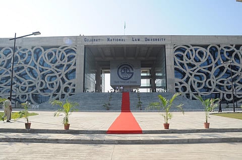 GNLU’s PG Diploma In Judicial Administration And Court Management (Submit Application by March 30, 2015)