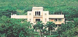 ILS, Pune wins G. H. Raisoni Moot Court Competition GNLU clinches second