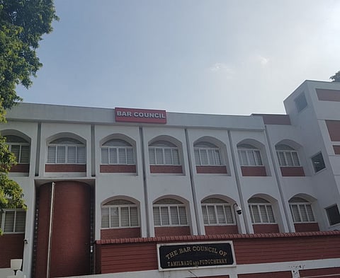 Bar Council of Tamil Nadu debars two advocates for defamatory allegations against Madras HC judge, professional misconduct