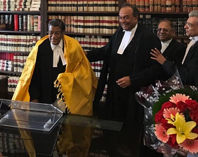 Mukul Rohatgi passes baton to the new AG KK Venugopal